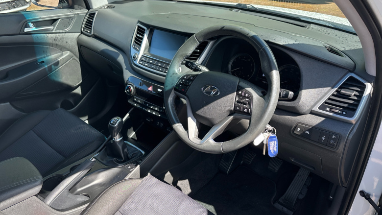 Hyundai Tucson 1.6 GDi Blue Drive SE Nav 5dr 2WD Petrol Estate